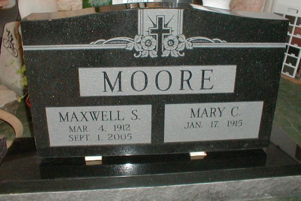moore-done-in-shop-closeup4AB0D2BF-09F4-525D-A610-3F91A5CE35AD.jpg